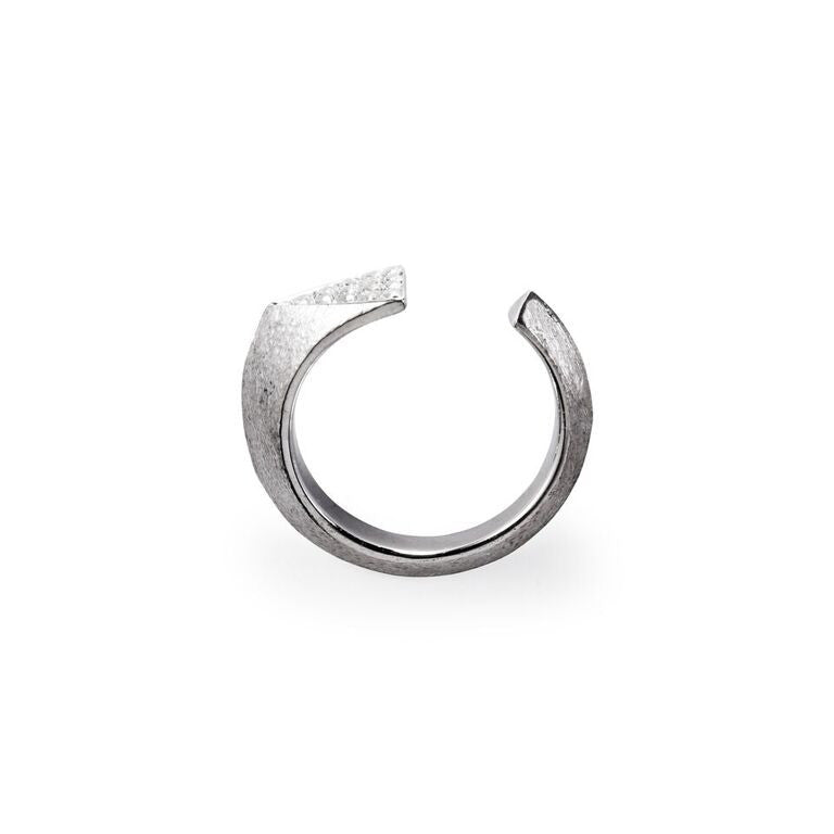 Mantra Dagger Open Ring with White Sapphires, rhodium