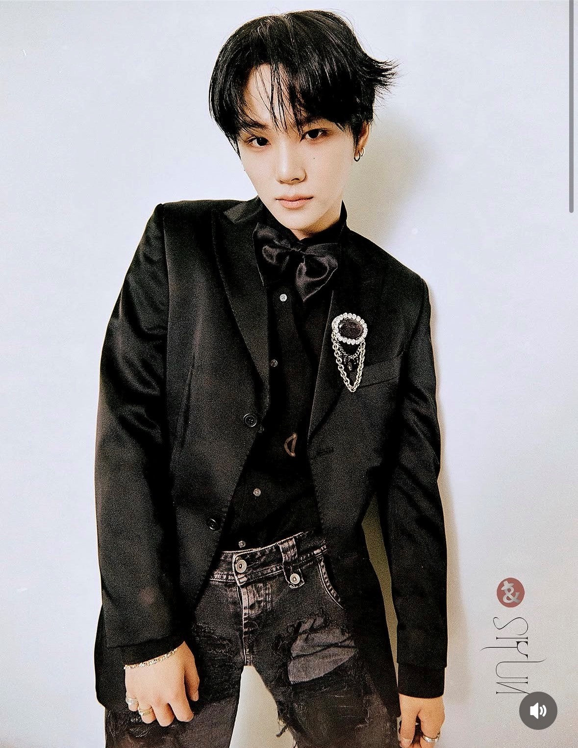 K-pop Ampers&one photo shoot with Visual Tales wearimg Joni Recycled Silver ring with Sapphires