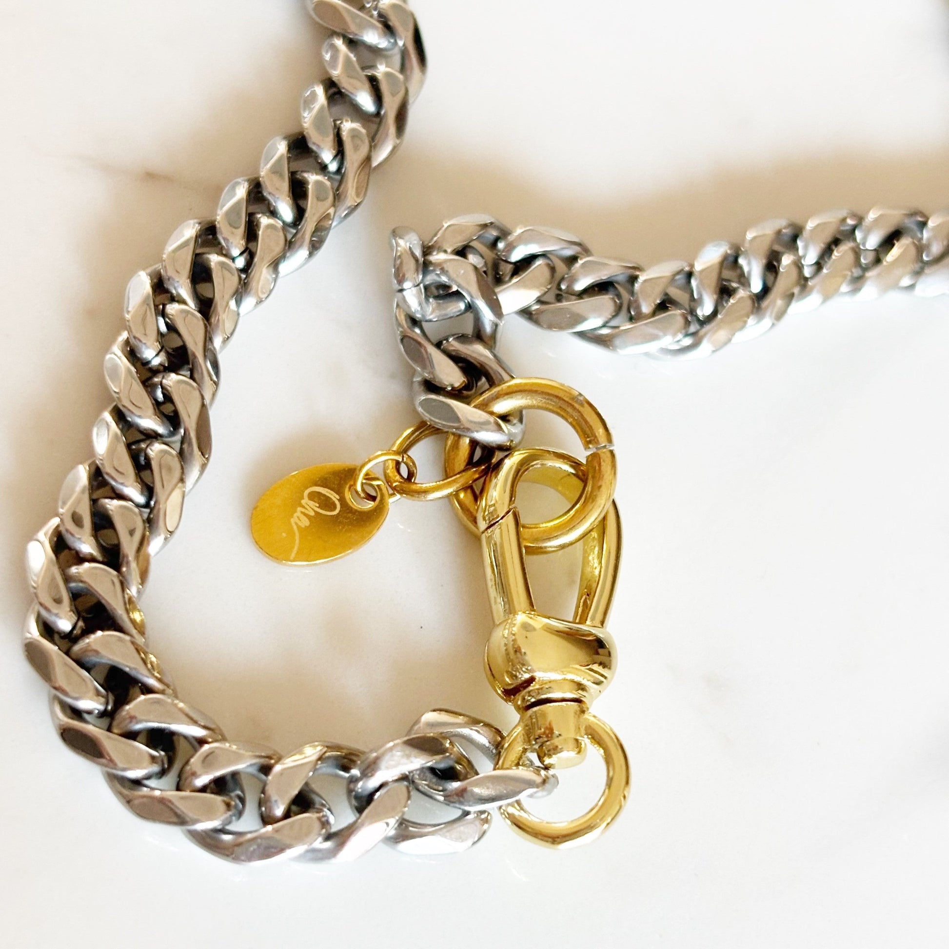 Ona Chan Jewelry Reagan_Cuban_Chain_with_Clasp_and_Ring 