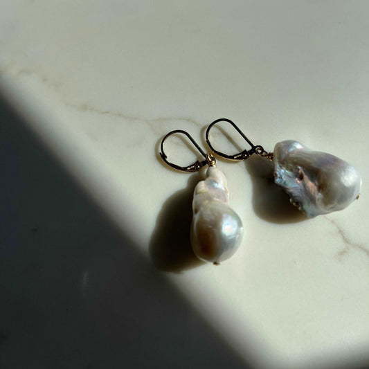 Ona Chan Jewelry Willa baroque Freshwater pearl Earrings with Latch Clasp