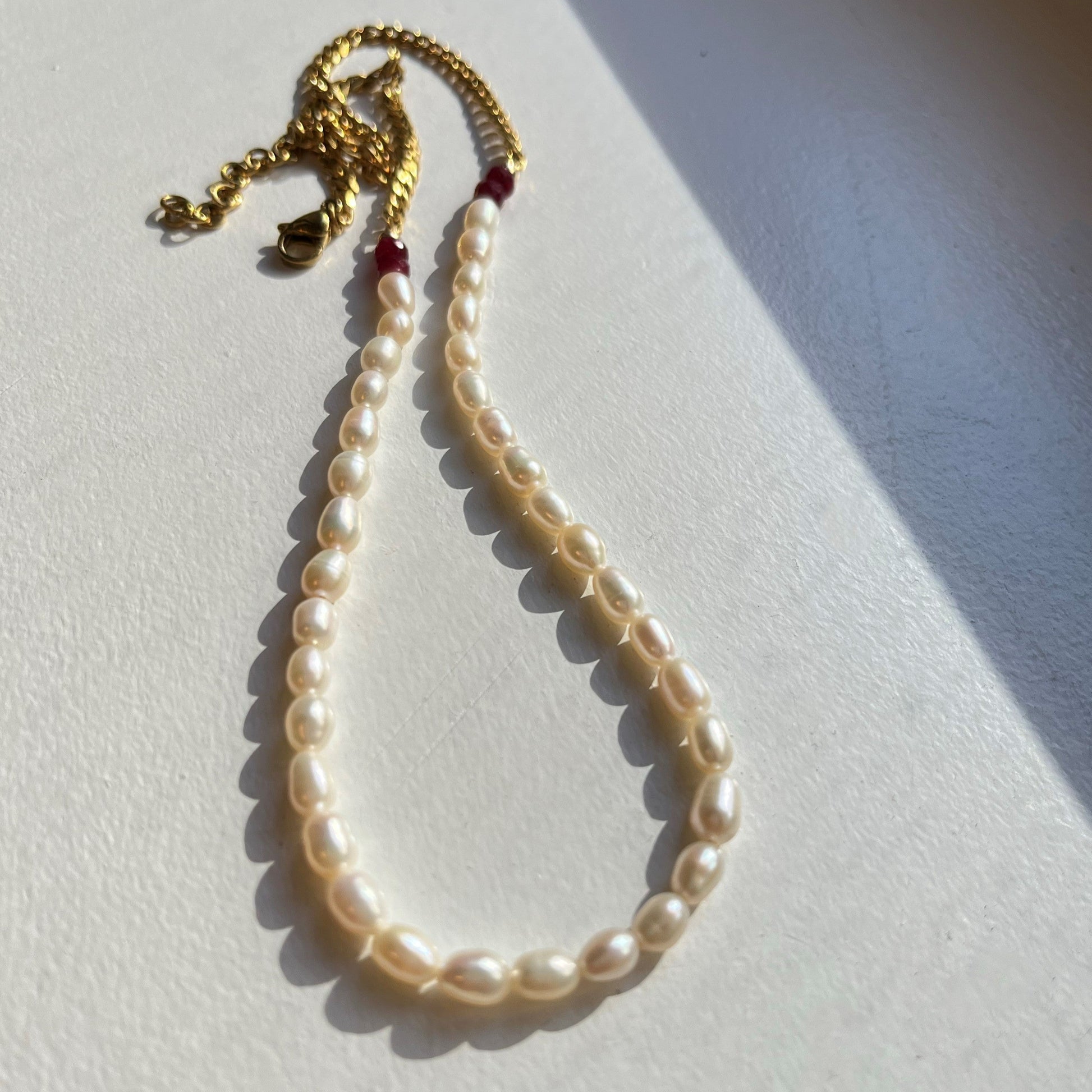 Concha Mini - Seed pearls with semi precious gem beads and chains. 