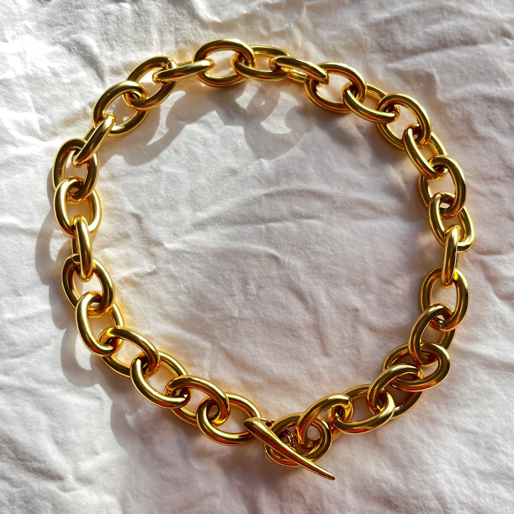 Willa large chain necklace with toggle 18K gold